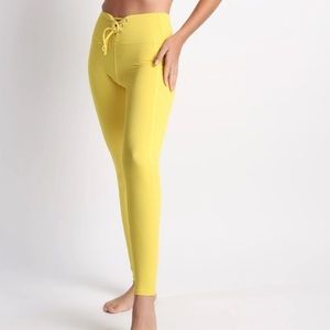 FLEXI LEXI YELLOW MELLOW LACE UP LEGGINGS SZ S